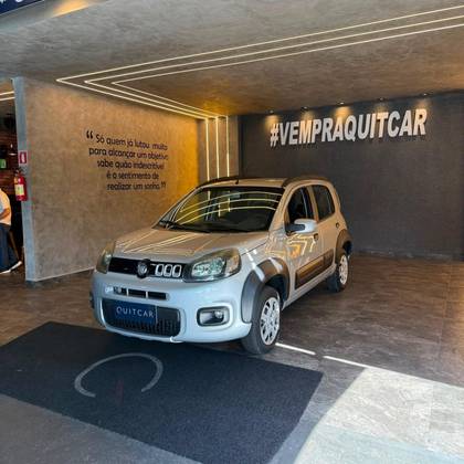 FIAT UNO 1.0 EVO VIVACE 8V FLEX 4P MANUAL FIAT UNO 1.0 EVO VIVACE 8V FLEX 4P MANUAL